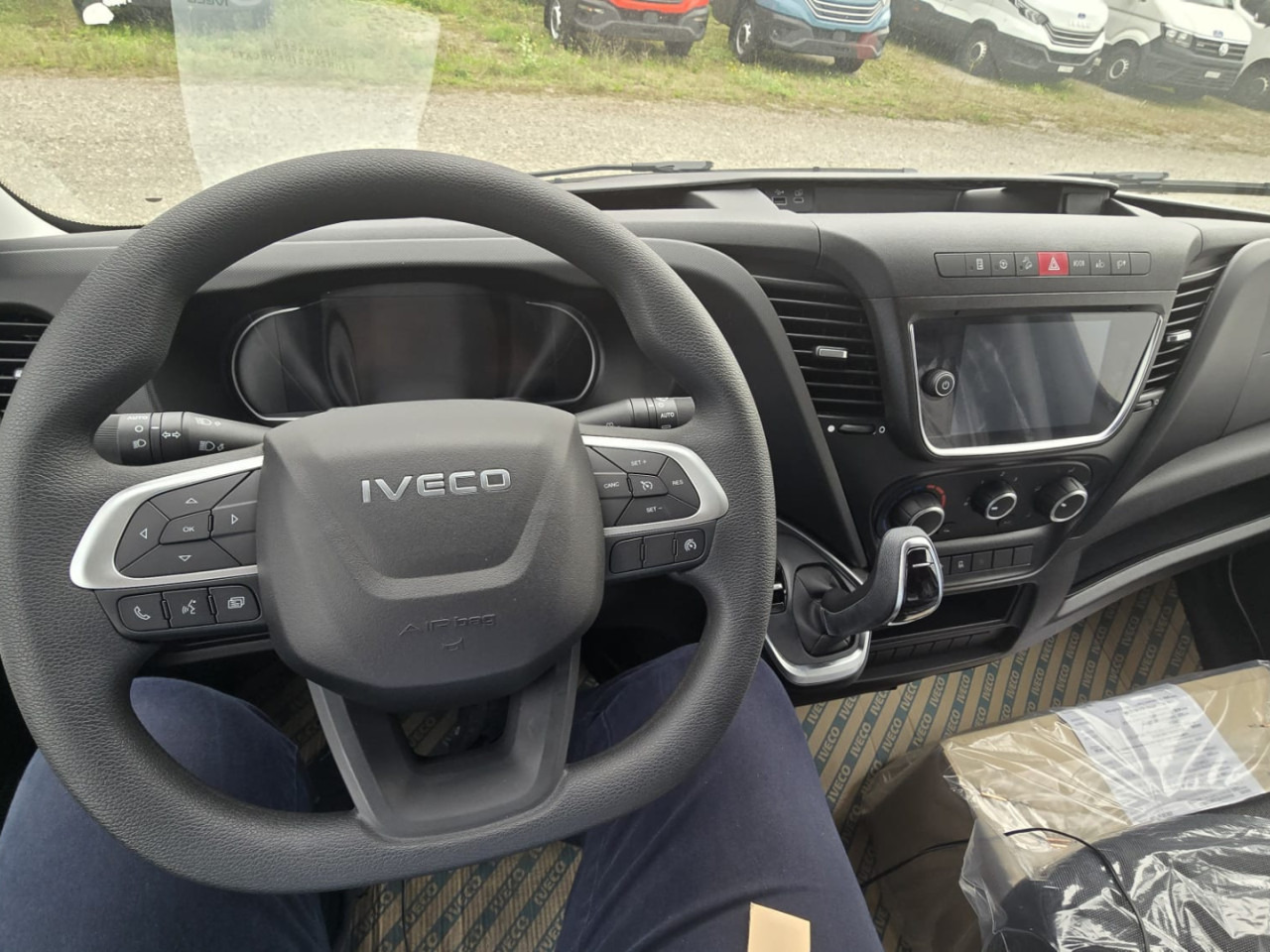 IVECO DAILY 35S14HA8 V -Tageseinlösung- - Βαν: φωτογραφία 2 IVECO DAILY 35S14HA8 V -Tageseinlösung- - Βαν: φωτογραφία 2
