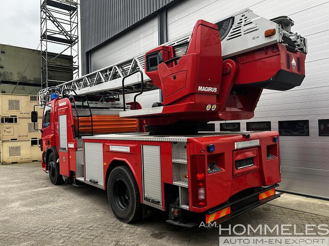 Magirus GmbH DLK23-12 VARIO CS - Πυροσβεστικό όχημα: φωτογραφία 3 Magirus GmbH DLK23-12 VARIO CS - Πυροσβεστικό όχημα: φωτογραφία 3
