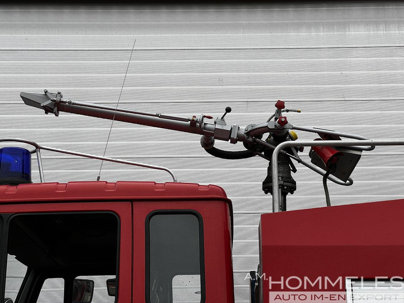 Mercedes-Benz 1831 AK 4x4 - Πυροσβεστικό όχημα: φωτογραφία 5 Mercedes-Benz 1831 AK 4x4 - Πυροσβεστικό όχημα: φωτογραφία 5