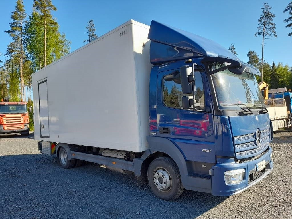 Mercedes-Benz Atego 821 - Φορτηγό ψυγείο: φωτογραφία 4 Mercedes-Benz Atego 821 - Φορτηγό ψυγείο: φωτογραφία 4