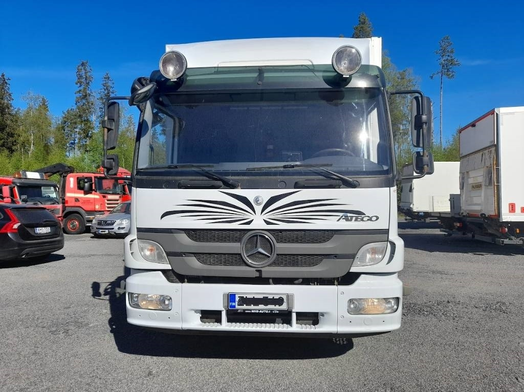 Mercedes-Benz Atego - Φορτηγό κόφα: φωτογραφία 2 Mercedes-Benz Atego - Φορτηγό κόφα: φωτογραφία 2