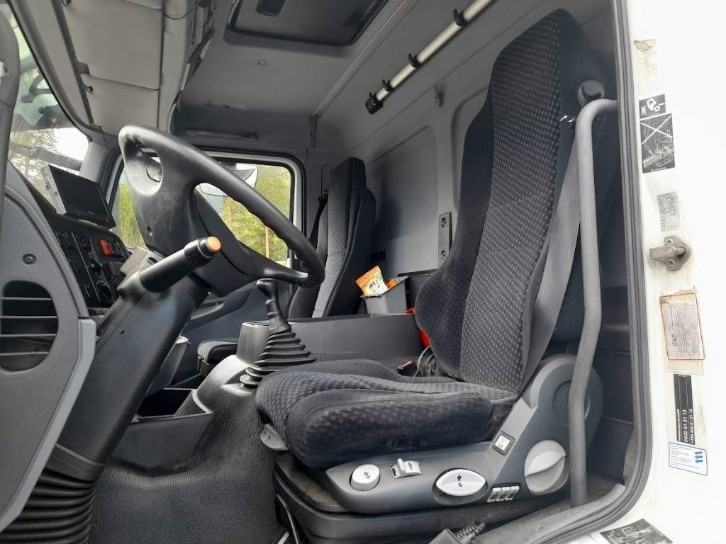 Mercedes-Benz Axor 1829 - Φορτηγό ψυγείο: φωτογραφία 4 Mercedes-Benz Axor 1829 - Φορτηγό ψυγείο: φωτογραφία 4