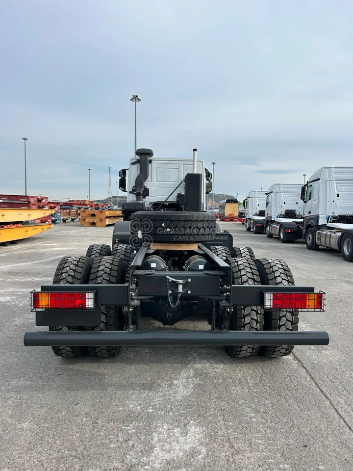 ASTRA HD9 8x4 CHASSIS - Barcelona Stock - Φορτηγό σασί: φωτογραφία 2 ASTRA HD9 8x4 CHASSIS - Barcelona Stock - Φορτηγό σασί: φωτογραφία 2