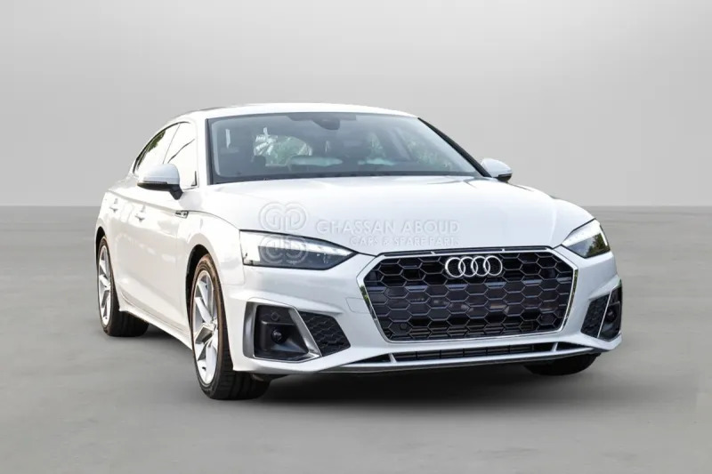 Audi A5 - Λιμουζίνα/ Sedan: φωτογραφία 1 Audi A5 - Λιμουζίνα/ Sedan: φωτογραφία 1