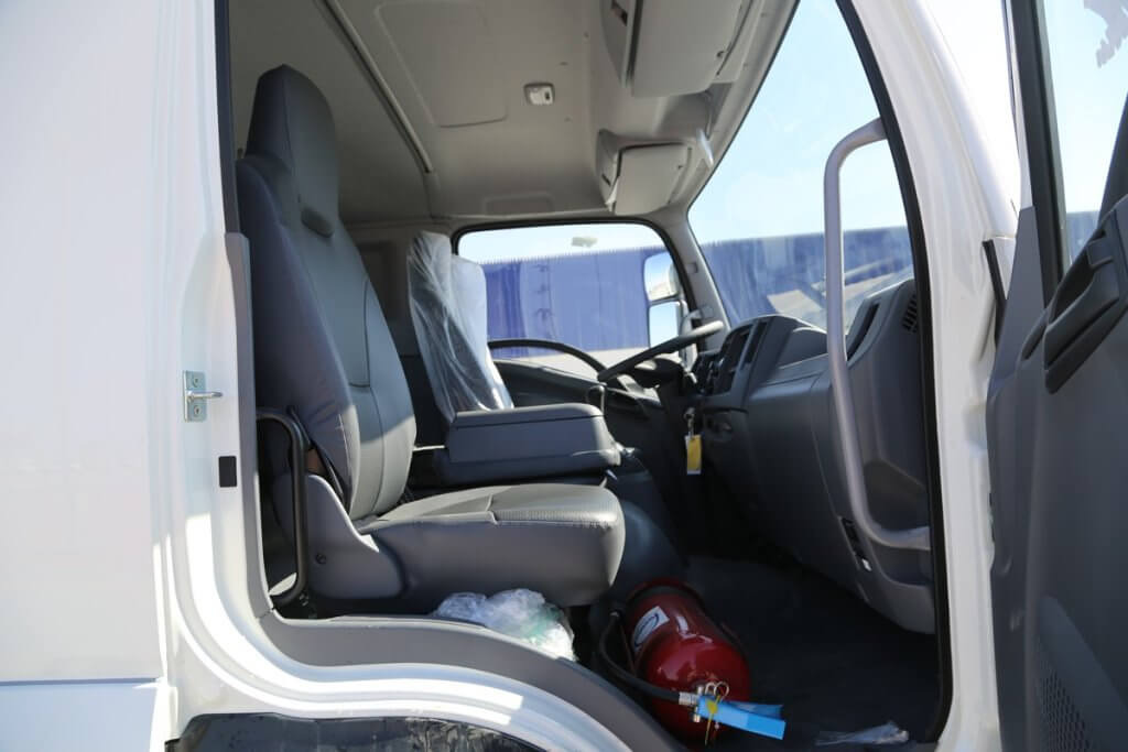 ISUZU FRR – 11 Ton GVW, Payload 7 Ton 4×2 Single Cabin Chassis with AC MY24 - Φορτηγό σασί: φωτογραφία 5 ISUZU FRR – 11 Ton GVW, Payload 7 Ton 4×2 Single Cabin Chassis with AC MY24 - Φορτηγό σασί: φωτογραφία 5