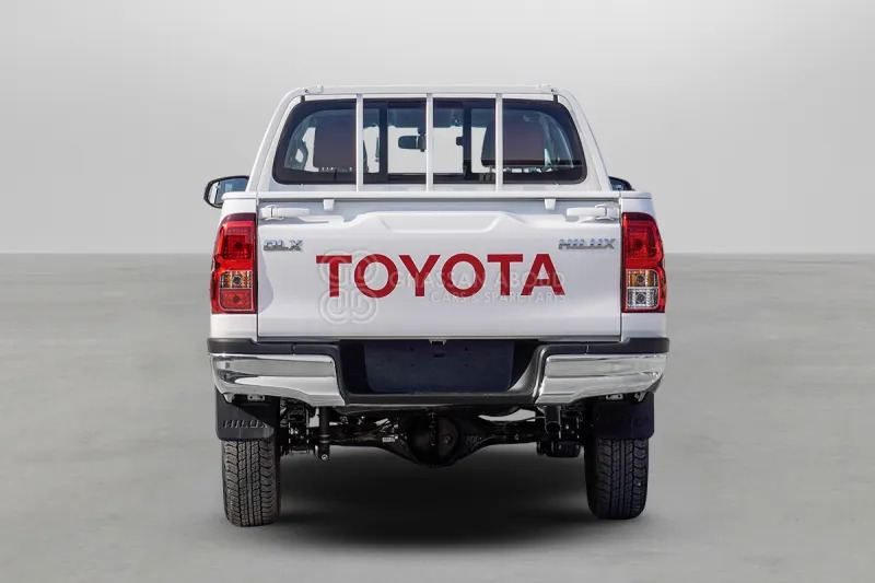 Toyota Hilux 4X4 Double Cabin - Ημιφορτηγό, Διπλοκάμπινο ελαφρύ επαγγελματικό: φωτογραφία 3 Toyota Hilux 4X4 Double Cabin - Ημιφορτηγό, Διπλοκάμπινο ελαφρύ επαγγελματικό: φωτογραφία 3