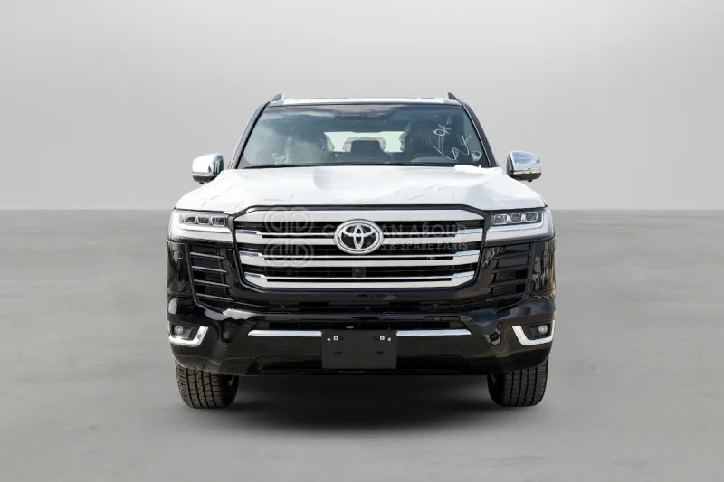 Toyota Land Cruiser 300 4x4 - SUV: φωτογραφία 3 Toyota Land Cruiser 300 4x4 - SUV: φωτογραφία 3