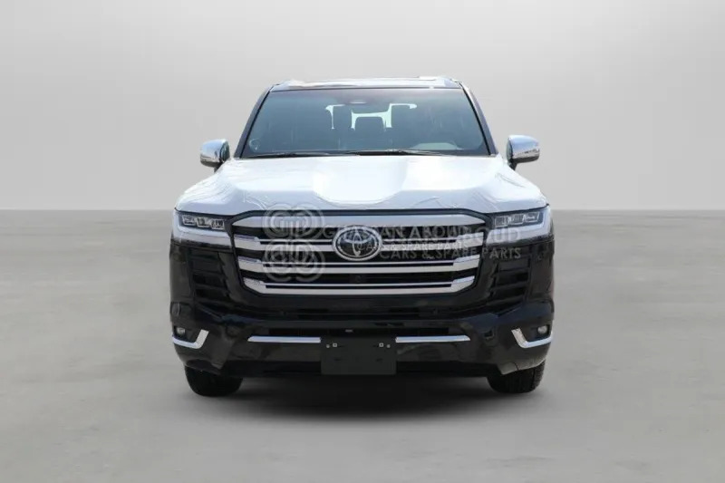 Toyota Land Cruiser 300 4x4 - SUV: φωτογραφία 2 Toyota Land Cruiser 300 4x4 - SUV: φωτογραφία 2