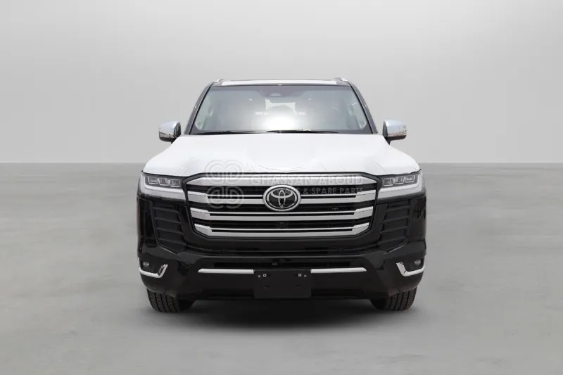 Toyota Land Cruiser 300 - SUV: φωτογραφία 2 Toyota Land Cruiser 300 - SUV: φωτογραφία 2