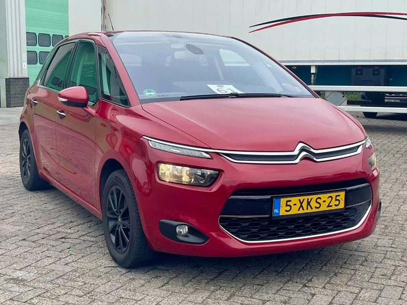 Citroën C4 Picasso REAR VIEW CAMERA, BLIND SPOT SENSOR, AUTO PARKING, FRONT & REAR PARKTRONIC, - Hatchback: φωτογραφία 3 Citroën C4 Picasso REAR VIEW CAMERA, BLIND SPOT SENSOR, AUTO PARKING, FRONT & REAR PARKTRONIC, - Hatchback: φωτογραφία 3