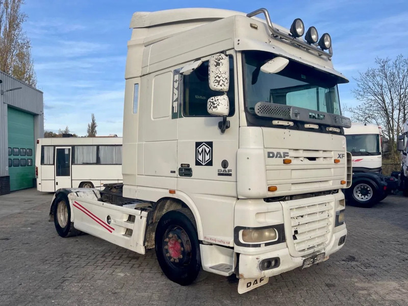 DAF XF 105.460 Manual gearbox! - Τράκτορας: φωτογραφία 3 DAF XF 105.460 Manual gearbox! - Τράκτορας: φωτογραφία 3
