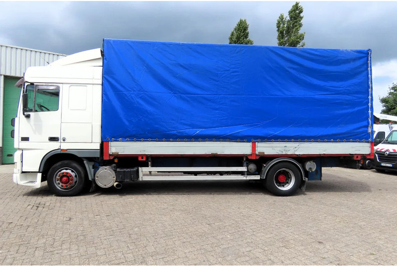 DAF XF 95.430 Manual diesel injection! Manual gearbox! - Φορτηγό μουσαμάς: φωτογραφία 3 DAF XF 95.430 Manual diesel injection! Manual gearbox! - Φορτηγό μουσαμάς: φωτογραφία 3