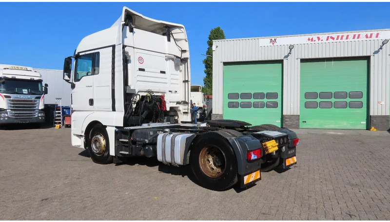 MAN TGX 14.440 RETARDER, 2 tanks, GREAT CONDITION! - Τράκτορας: φωτογραφία 5 MAN TGX 14.440 RETARDER, 2 tanks, GREAT CONDITION! - Τράκτορας: φωτογραφία 5