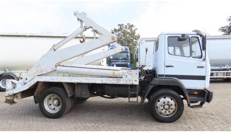 Mercedes-Benz 1514 Manual diesel pomp. Very clean - Φορτηγό με σύστημα καλωδίων: φωτογραφία 5 Mercedes-Benz 1514 Manual diesel pomp. Very clean - Φορτηγό με σύστημα καλωδίων: φωτογραφία 5