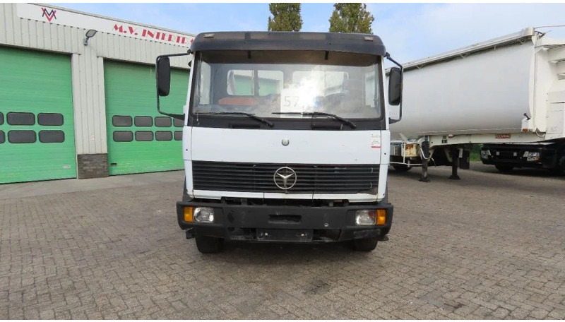 Mercedes-Benz 1514 Manual diesel pomp. Very clean - Φορτηγό με σύστημα καλωδίων: φωτογραφία 4 Mercedes-Benz 1514 Manual diesel pomp. Very clean - Φορτηγό με σύστημα καλωδίων: φωτογραφία 4