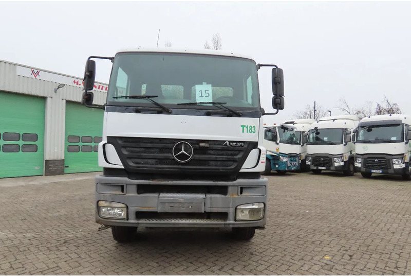 Mercedes-Benz Axor 4140 236540 KM ! BIG AXELS, Manual gearbox, FULL SPRING! 8х4 - Μπετονιέρα φορτηγό: φωτογραφία 4 Mercedes-Benz Axor 4140 236540 KM ! BIG AXELS, Manual gearbox, FULL SPRING! 8х4 - Μπετονιέρα φορτηγό: φωτογραφία 4