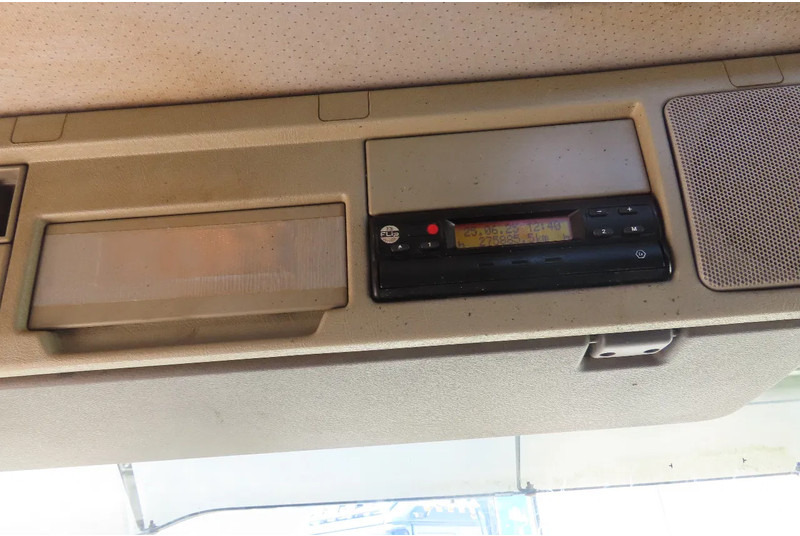 Φορτηγό σασί Volvo FM 380 8x4 FULL SPRING. 100% condition!: φωτογραφία 15