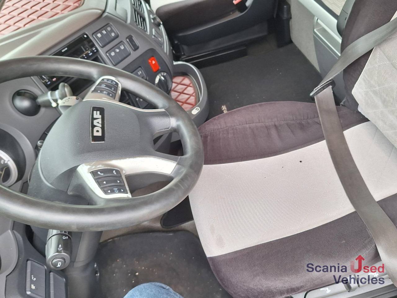 DAF XF 480 6x2 SSC Intarder ! - Φορτηγό μεταφοράς εμπορευματοκιβωτίων/ Κινητό αμάξωμα: φωτογραφία 2 DAF XF 480 6x2 SSC Intarder ! - Φορτηγό μεταφοράς εμπορευματοκιβωτίων/ Κινητό αμάξωμα: φωτογραφία 2