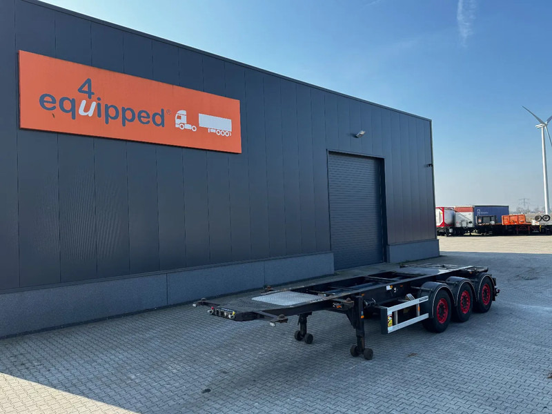 Burg 20FT/3-axles, SAF INTRADISC, ADR (EXII, EXII, FL, AT), 2x LIFTAXLE, NL-Chassis - Επικαθήμενο μεταφοράς εμπορευματοκιβωτίων/ Κινητό αμάξωμα: φωτογραφία 1 Burg 20FT/3-axles, SAF INTRADISC, ADR (EXII, EXII, FL, AT), 2x LIFTAXLE, NL-Chassis - Επικαθήμενο μεταφοράς εμπορευματοκιβωτίων/ Κινητό αμάξωμα: φωτογραφία 1