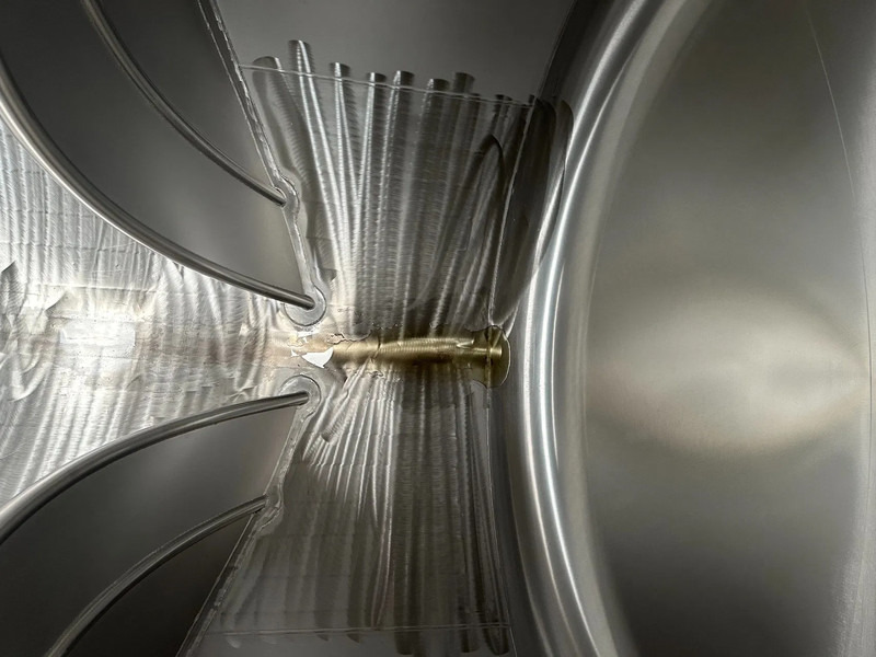 Εμπορευματοκιβώτιο-δεξαμενή για τη μεταφορά καυσίμων SINGAMAS 20FT ISO, 26.000L/1-COMP/3 BAFFELS/3 manholes, 5Y: 08-2027, L4BN, T11: φωτογραφία 17 Εμπορευματοκιβώτιο-δεξαμενή για τη μεταφορά καυσίμων SINGAMAS 20FT ISO, 26.000L/1-COMP/3 BAFFELS/3 manholes, 5Y: 08-2027, L4BN, T11: φωτογραφία 17