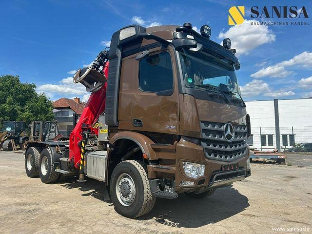 MERCEDES-BENZ Arocs 3351/6x6/Palfinger Epolsion S260/Langholz - Φορτηγό ξυλείας: φωτογραφία 2 MERCEDES-BENZ Arocs 3351/6x6/Palfinger Epolsion S260/Langholz - Φορτηγό ξυλείας: φωτογραφία 2