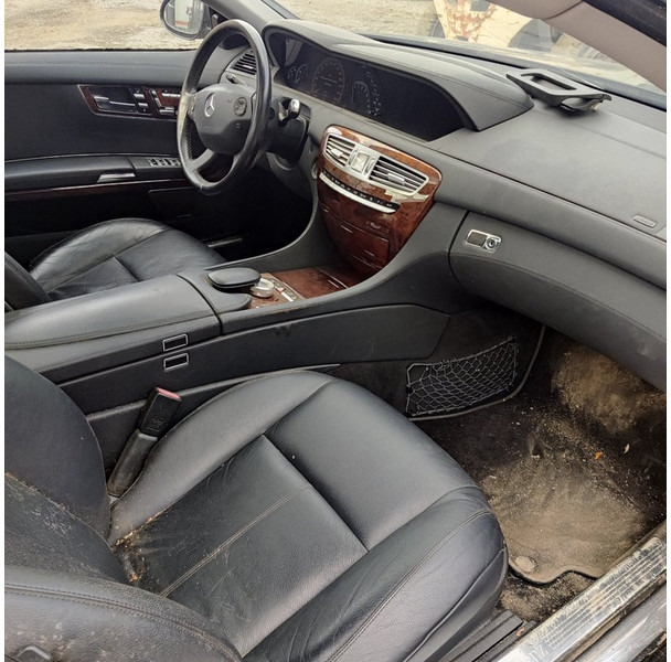 Mercedes-Benz CL-500 - Αυτοκίνητο: φωτογραφία 3 Mercedes-Benz CL-500 - Αυτοκίνητο: φωτογραφία 3