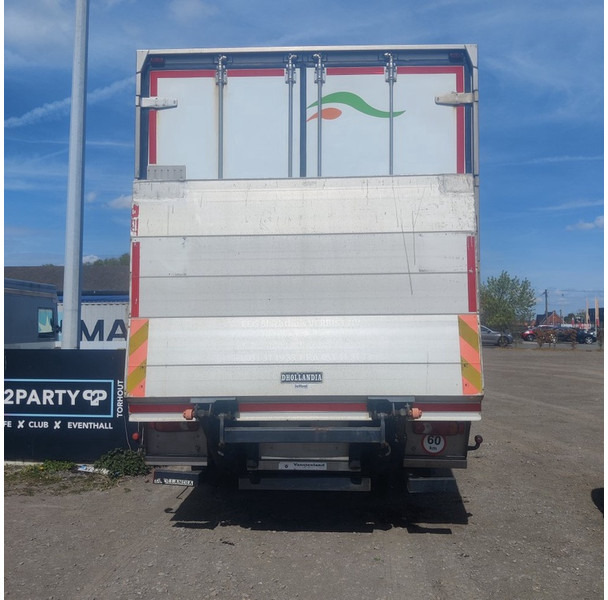 Renault Midlum-With-Hanging-Work-In-The-Fridge - Φορτηγό ψυγείο: φωτογραφία 5 Renault Midlum-With-Hanging-Work-In-The-Fridge - Φορτηγό ψυγείο: φωτογραφία 5