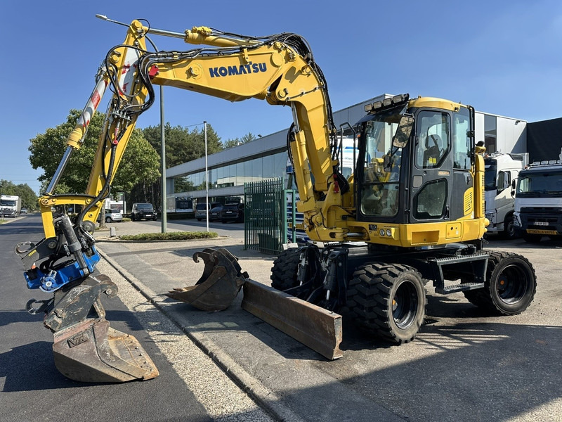 Komatsu PW 118 MR-11 14.3T - SMP ROTOTILT - *2413h* - CENTRAL GREASING - BLADE - 3 BUCKETS - TOP CONDITION - BE MACHINE - Τροχοφόρος εκσκαφέας: φωτογραφία 2 Komatsu PW 118 MR-11 14.3T - SMP ROTOTILT - *2413h* - CENTRAL GREASING - BLADE - 3 BUCKETS - TOP CONDITION - BE MACHINE - Τροχοφόρος εκσκαφέας: φωτογραφία 2
