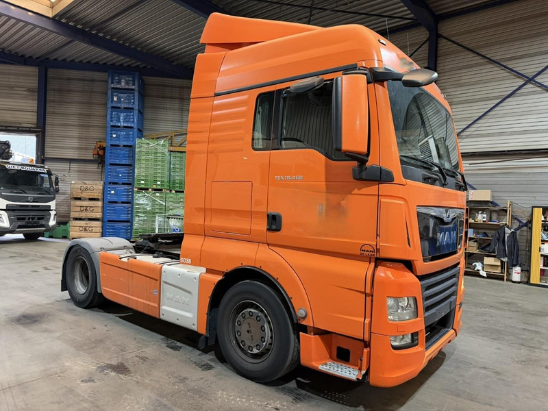 MAN TGA 18.460 XLX BLS - *471.000km* - 13L MOTOR - FULL SPOILERS / SIDESKIRTS / FRIGO - BE TRUCK - Τράκτορας: φωτογραφία 1 MAN TGA 18.460 XLX BLS - *471.000km* - 13L MOTOR - FULL SPOILERS / SIDESKIRTS / FRIGO - BE TRUCK - Τράκτορας: φωτογραφία 1