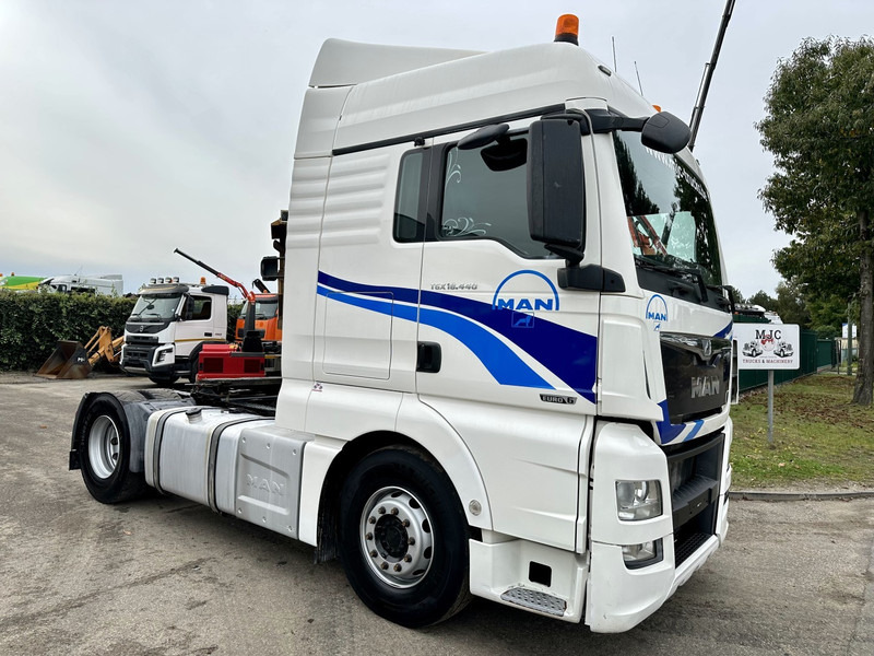 MAN TGX 18.440 chnr *EM* - RETARDER - PTO HYDR - FRIGO - SPOILERS - EURO 6 - CAMERA - AUTO - BE TRUCK - Τράκτορας: φωτογραφία 1 MAN TGX 18.440 chnr *EM* - RETARDER - PTO HYDR - FRIGO - SPOILERS - EURO 6 - CAMERA - AUTO - BE TRUCK - Τράκτορας: φωτογραφία 1
