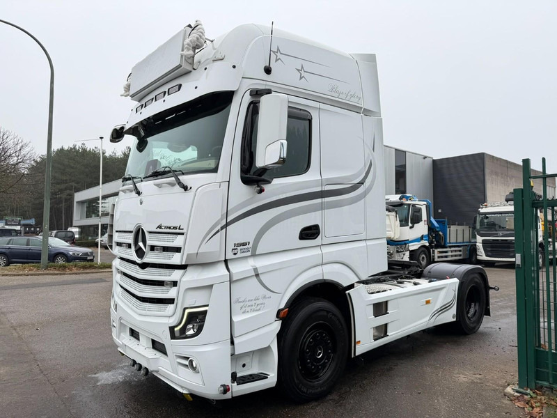 Mercedes-Benz ACTROS 1951L GIGASPACE - DOUBLE PTO - WALKING FLOOR / TIPPER - *146.000km* - LIKE NEW !!! - FULL SPOILERS + SIDESKIRTS - BE TRUCK - Τράκτορας: φωτογραφία 3 Mercedes-Benz ACTROS 1951L GIGASPACE - DOUBLE PTO - WALKING FLOOR / TIPPER - *146.000km* - LIKE NEW !!! - FULL SPOILERS + SIDESKIRTS - BE TRUCK - Τράκτορας: φωτογραφία 3