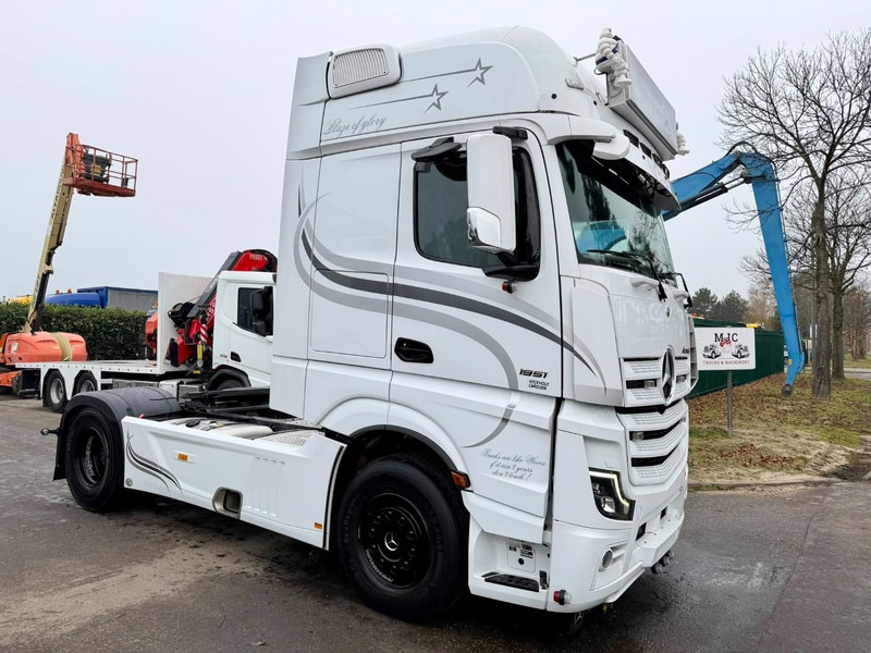 Mercedes-Benz ACTROS 1951L GIGASPACE - DOUBLE PTO - WALKING FLOOR / TIPPER - *146.000km* - LIKE NEW !!! - FULL SPOILERS + SIDESKIRTS - BE TRUCK - Τράκτορας: φωτογραφία 1 Mercedes-Benz ACTROS 1951L GIGASPACE - DOUBLE PTO - WALKING FLOOR / TIPPER - *146.000km* - LIKE NEW !!! - FULL SPOILERS + SIDESKIRTS - BE TRUCK - Τράκτορας: φωτογραφία 1