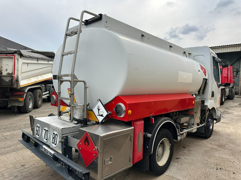Renault MIDLUM 150 FUEL TANKER / CITERNE MAZOUT - 6500L - 3 COMPARTIMENTS - *ENGINE PROBLEM* - Φορτηγό βυτιοφόρο: φωτογραφία 3 Renault MIDLUM 150 FUEL TANKER / CITERNE MAZOUT - 6500L - 3 COMPARTIMENTS - *ENGINE PROBLEM* - Φορτηγό βυτιοφόρο: φωτογραφία 3