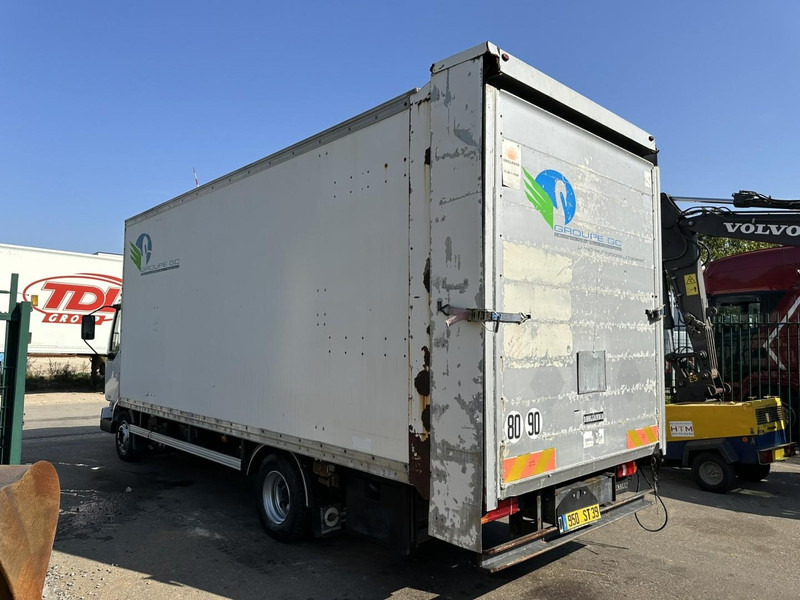Renault MIDLUM 180 DCI 10T - CLOSED BOX 6.5m x 2.47m x 2.52m - E3 - AIR SUSPENSION - MANUAL - FR TRUCK - Φορτηγό κόφα: φωτογραφία 4 Renault MIDLUM 180 DCI 10T - CLOSED BOX 6.5m x 2.47m x 2.52m - E3 - AIR SUSPENSION - MANUAL - FR TRUCK - Φορτηγό κόφα: φωτογραφία 4
