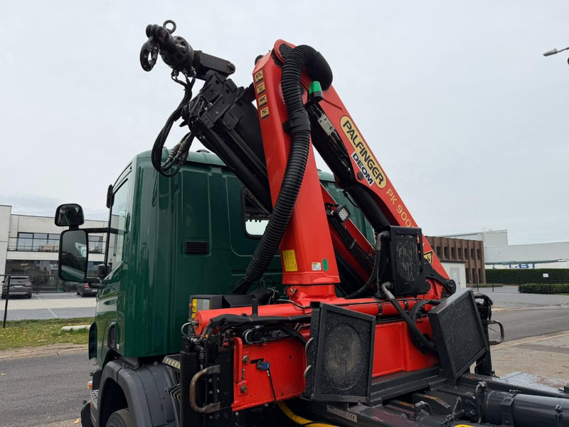 Φορτηγό φόρτωσης γάντζου, Φορτηγό με γερανό Scania P400 6x4 HOOKLIFT + CRANE PALFINGER PK9001 EH - RETARDER - 5/6F + ROTATOR + RADIO - WB 3m90 - EURO 5 - HUB REDUCTION / SPRING - BE TRUCK: φωτογραφία 15 Φορτηγό φόρτωσης γάντζου, Φορτηγό με γερανό Scania P400 6x4 HOOKLIFT + CRANE PALFINGER PK9001 EH - RETARDER - 5/6F + ROTATOR + RADIO - WB 3m90 - EURO 5 - HUB REDUCTION / SPRING - BE TRUCK: φωτογραφία 15