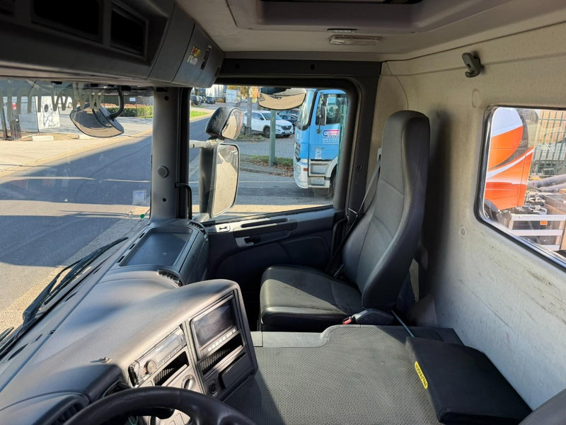 Φορτηγό φόρτωσης γάντζου, Φορτηγό με γερανό Scania P400 6x4 HOOKLIFT + CRANE PALFINGER PK9001 EH - RETARDER - 5/6F + ROTATOR + RADIO - WB 3m90 - EURO 5 - HUB REDUCTION / SPRING - BE TRUCK: φωτογραφία 12 Φορτηγό φόρτωσης γάντζου, Φορτηγό με γερανό Scania P400 6x4 HOOKLIFT + CRANE PALFINGER PK9001 EH - RETARDER - 5/6F + ROTATOR + RADIO - WB 3m90 - EURO 5 - HUB REDUCTION / SPRING - BE TRUCK: φωτογραφία 12