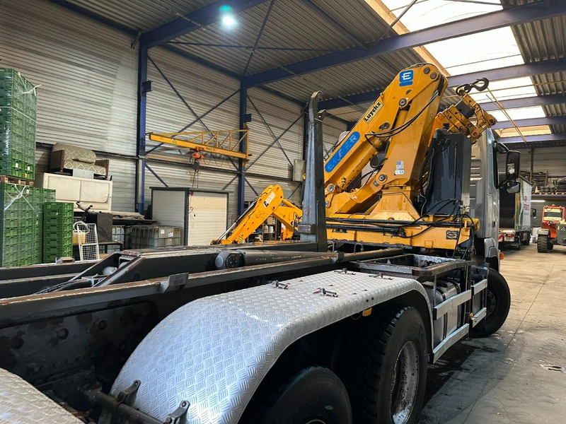 Φορτηγό φόρτωσης γάντζου, Φορτηγό με γερανό Volvo FH12-420 8x4 HOOKLIFT AJK + CRANE EFFER 250 - 3S - RADIO - TRIDEM LIFT + STEERING AXLE - I SHIFT - BE TRUCK: φωτογραφία 20 Φορτηγό φόρτωσης γάντζου, Φορτηγό με γερανό Volvo FH12-420 8x4 HOOKLIFT AJK + CRANE EFFER 250 - 3S - RADIO - TRIDEM LIFT + STEERING AXLE - I SHIFT - BE TRUCK: φωτογραφία 20