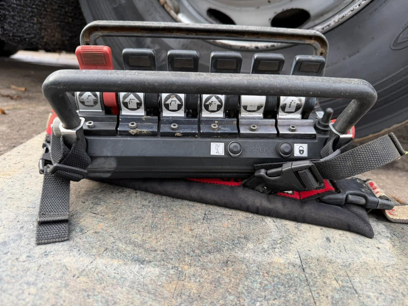 Φορτηγό με γερανό Volvo FM 300 6x4 + (25.8m!) CRANE HIAB 245 E-5 + JIB 65 X-3 + 2 ME - *228.000km* - MANUAL - A/C - EURO 3 - BELGIAN TRUCK: φωτογραφία 17