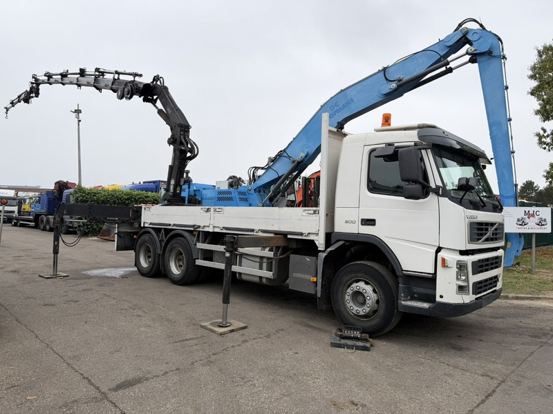 Volvo FM 300 6x4 + (25.8m!) CRANE HIAB 245 E-5 + JIB 65 X-3 + 2 ME - *228.000km* - MANUAL - A/C - EURO 3 - BELGIAN TRUCK - Φορτηγό με γερανό: φωτογραφία 1 Volvo FM 300 6x4 + (25.8m!) CRANE HIAB 245 E-5 + JIB 65 X-3 + 2 ME - *228.000km* - MANUAL - A/C - EURO 3 - BELGIAN TRUCK - Φορτηγό με γερανό: φωτογραφία 1