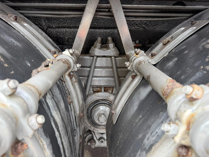 Φορτηγό με γερανό Volvo FM 300 6x4 + (25.8m!) CRANE HIAB 245 E-5 + JIB 65 X-3 + 2 ME - *228.000km* - MANUAL - A/C - EURO 3 - BELGIAN TRUCK: φωτογραφία 11