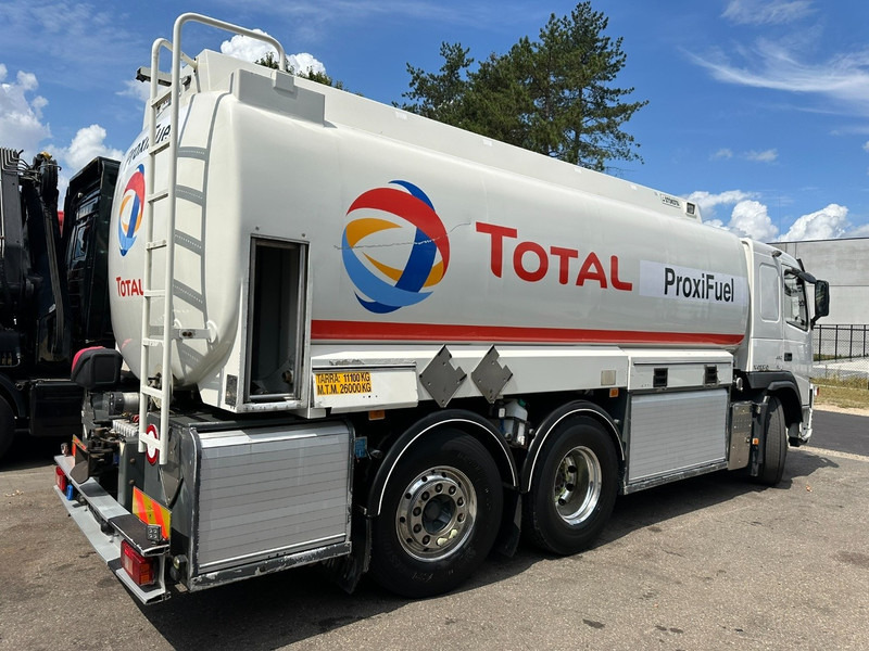 Volvo FM 450 6x2 19.000L - 5 COMP. FUEL TANKER / CITERNE - LIFT + STEERING AXLE - EURO 5 - - Φορτηγό βυτιοφόρο: φωτογραφία 4 Volvo FM 450 6x2 19.000L - 5 COMP. FUEL TANKER / CITERNE - LIFT + STEERING AXLE - EURO 5 - - Φορτηγό βυτιοφόρο: φωτογραφία 4