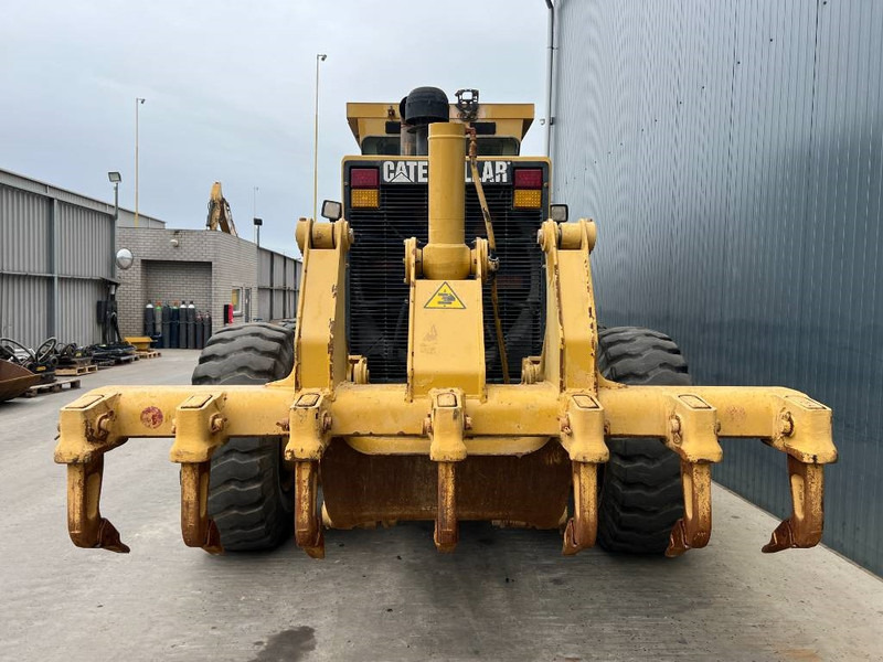 Cat 14H - Γκρέιντερ: φωτογραφία 4 Cat 14H - Γκρέιντερ: φωτογραφία 4