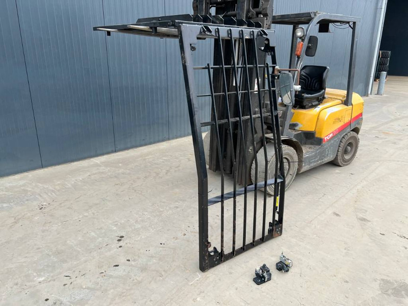 Cat 312D / 315D / 319D / 320D / 324D / 329D / 330D / - Καμπίνα και εσωτερικό για Κατασκευή μηχανήματα: φωτογραφία 1 Cat 312D / 315D / 319D / 320D / 324D / 329D / 330D / - Καμπίνα και εσωτερικό για Κατασκευή μηχανήματα: φωτογραφία 1