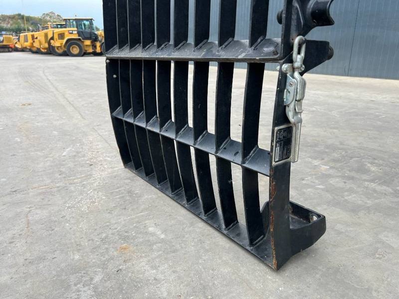 Cat M313D / M315D / M316D / M318D / M322D / M325D - Καμπίνα και εσωτερικό για Κατασκευή μηχανήματα: φωτογραφία 3 Cat M313D / M315D / M316D / M318D / M322D / M325D - Καμπίνα και εσωτερικό για Κατασκευή μηχανήματα: φωτογραφία 3