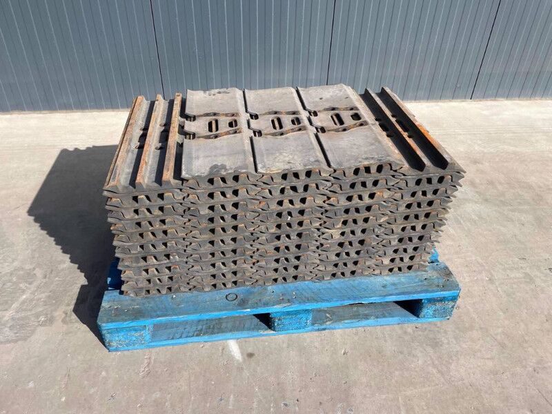 Hyundai R210 / R215 / R220 / R235 / R250 / R260 - Πλαίσιο/ Σασί για Κατασκευή μηχανήματα: φωτογραφία 4 Hyundai R210 / R215 / R220 / R235 / R250 / R260 - Πλαίσιο/ Σασί για Κατασκευή μηχανήματα: φωτογραφία 4