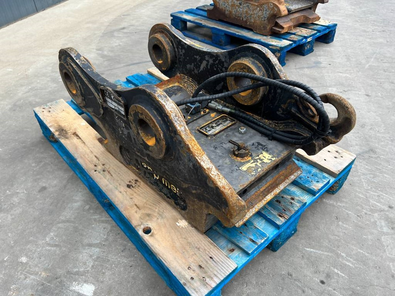 KLEPP MEK KM70 - S70- 323D - Ταχυσύνδεσμος για Κατασκευή μηχανήματα: φωτογραφία 3 KLEPP MEK KM70 - S70- 323D - Ταχυσύνδεσμος για Κατασκευή μηχανήματα: φωτογραφία 3