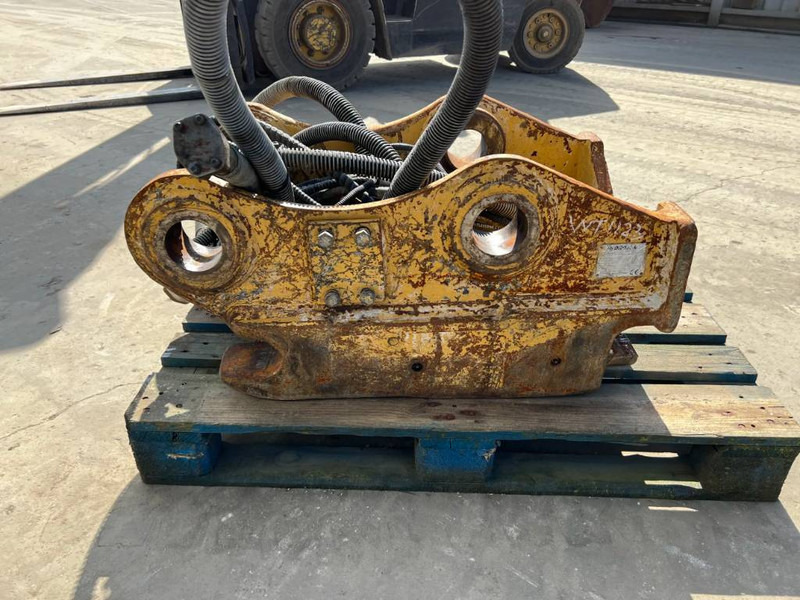 OilQuick OQ80 - 330F / 329E - Ταχυσύνδεσμος για Κατασκευή μηχανήματα: φωτογραφία 4 OilQuick OQ80 - 330F / 329E - Ταχυσύνδεσμος για Κατασκευή μηχανήματα: φωτογραφία 4