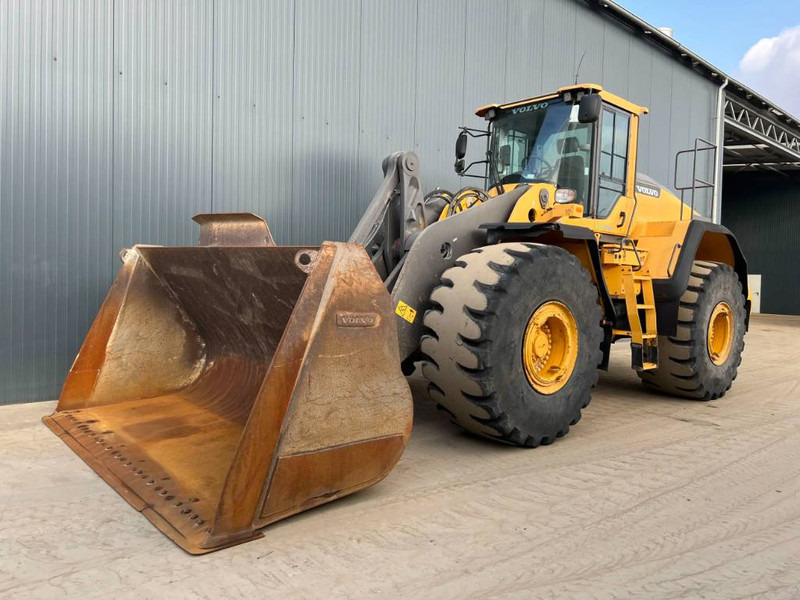 Volvo L 220 H - Ελαστιχοφόρος φορτωτής: φωτογραφία 1 Volvo L 220 H - Ελαστιχοφόρος φορτωτής: φωτογραφία 1