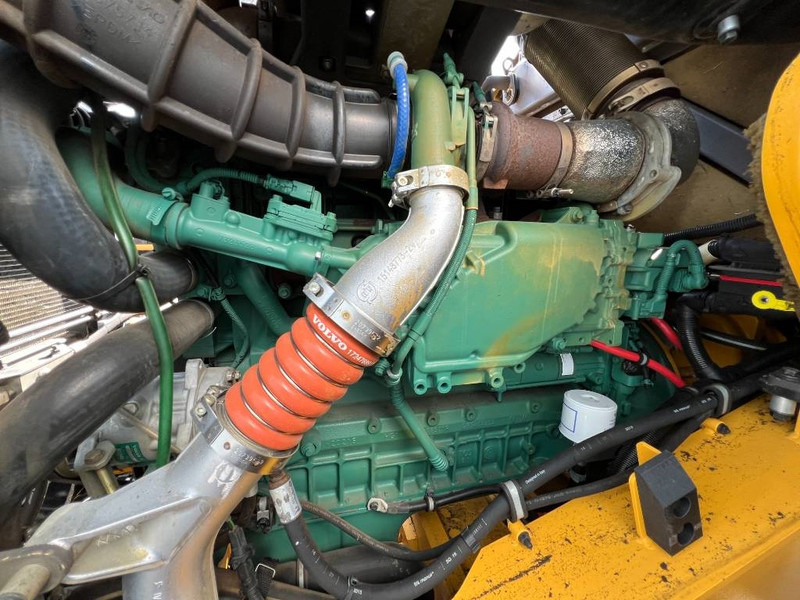 Volvo L90H - Ελαστιχοφόρος φορτωτής: φωτογραφία 5 Volvo L90H - Ελαστιχοφόρος φορτωτής: φωτογραφία 5