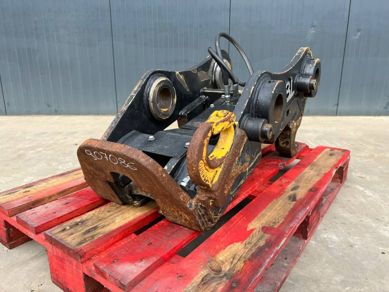 Volvo S1 - 323D - Ταχυσύνδεσμος για Κατασκευή μηχανήματα: φωτογραφία 1 Volvo S1 - 323D - Ταχυσύνδεσμος για Κατασκευή μηχανήματα: φωτογραφία 1